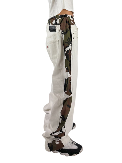 Camodenim bianco uomo indossato dal modello vista laterale 