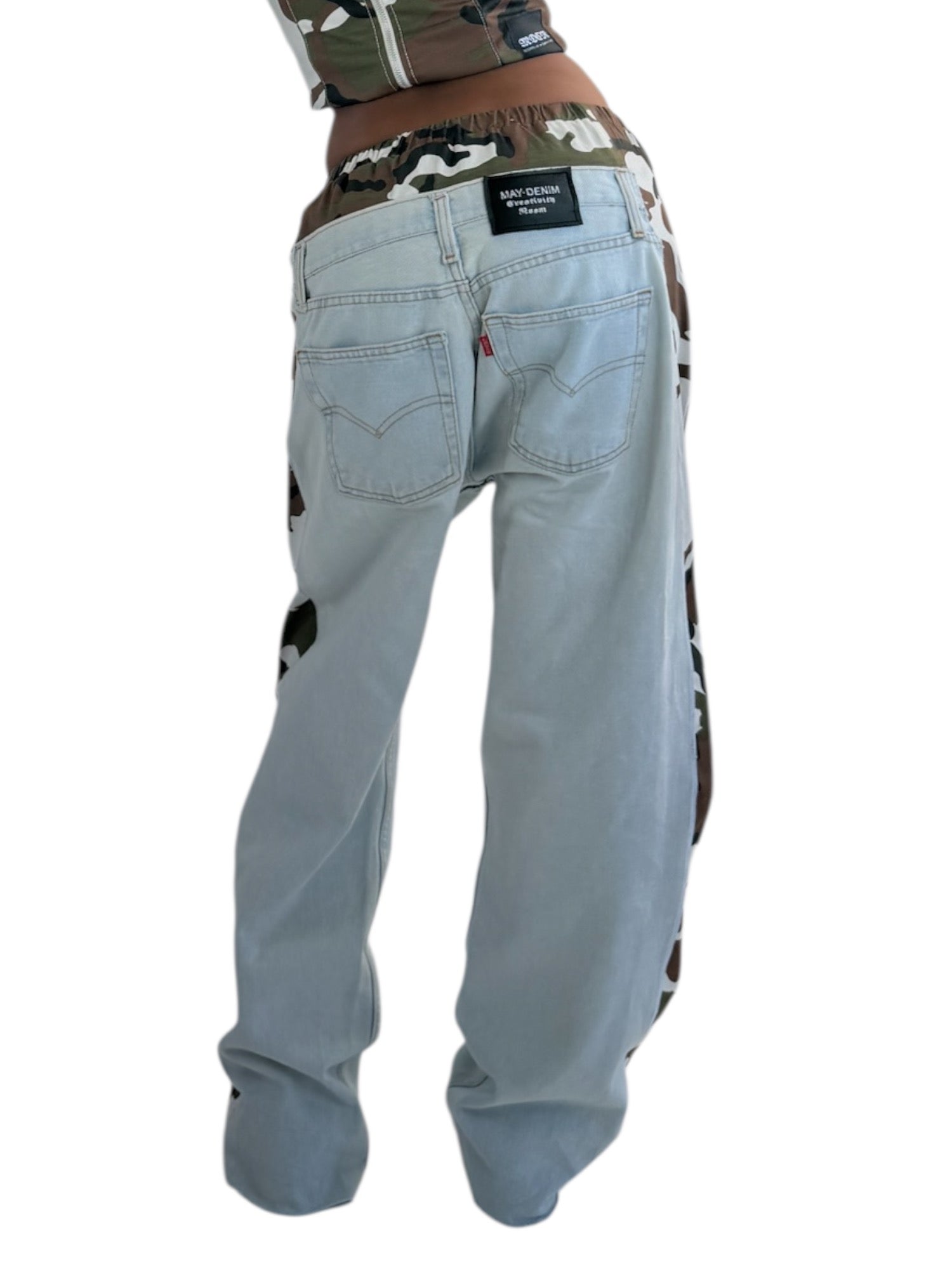 Camodenim donna celeste indossato dalla modella vista posteriore 