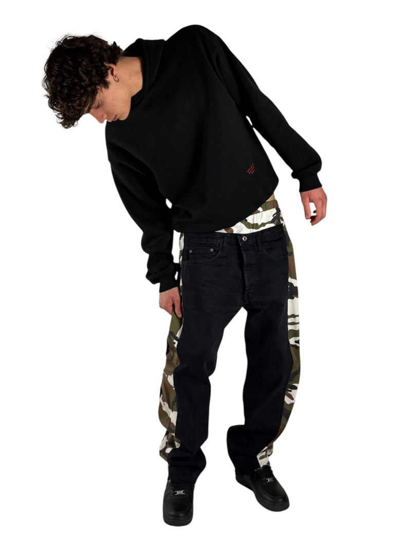 Camodenim nero uomo indossato dal modello 