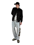 Camodenim uomo celeste indossato dal modello con prospettiva intera 