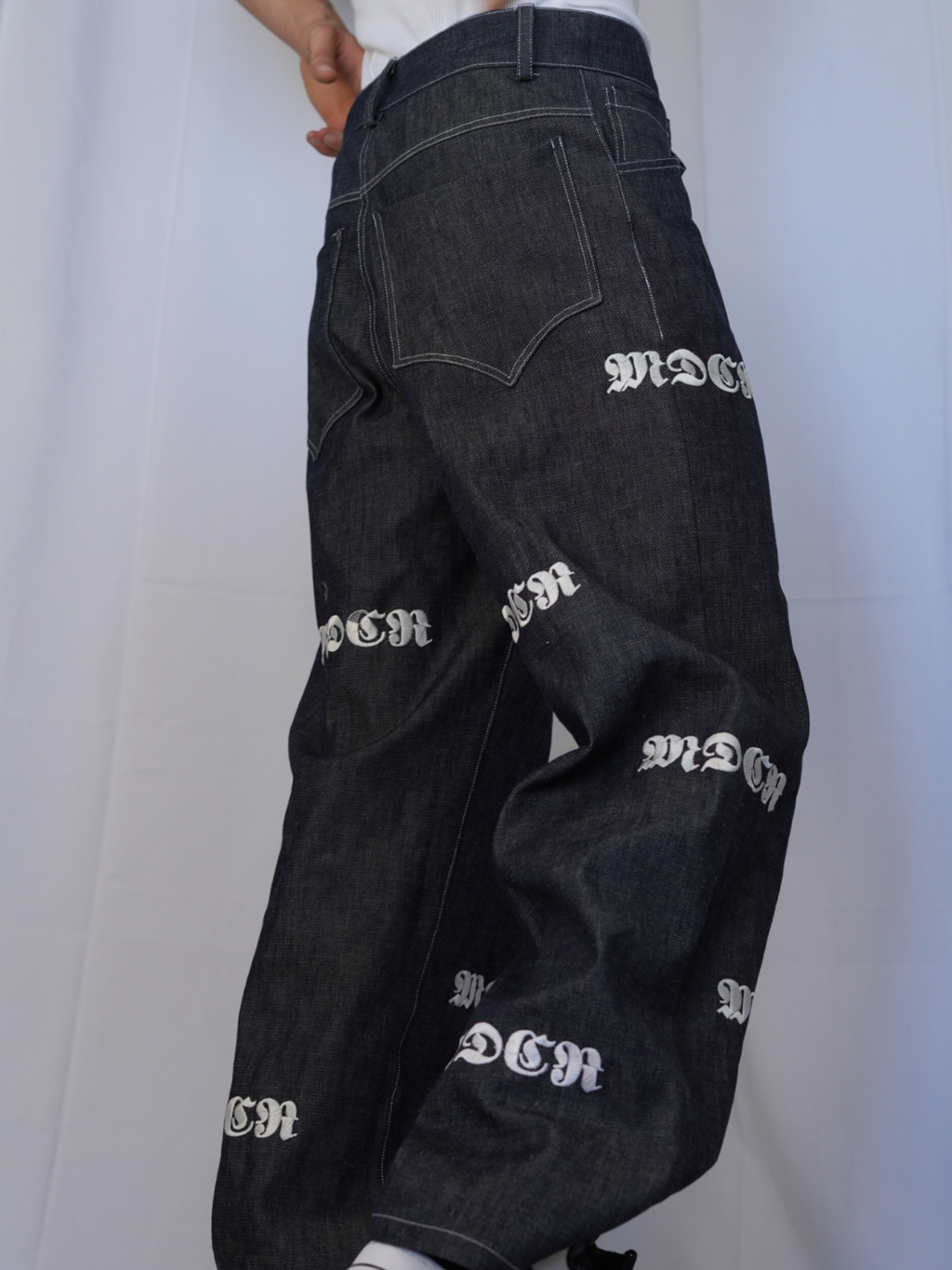 Pantalone mdcr denim uomo vista laterale 
